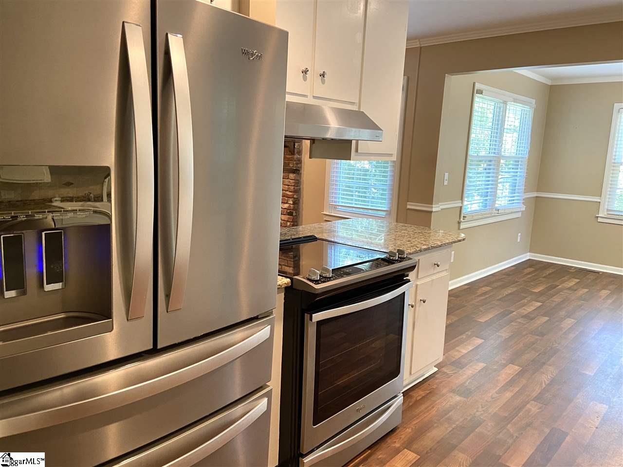 7 Ravensworth Road Taylors, SC 29687 - Photo 3 of 17 Gallery Image 3