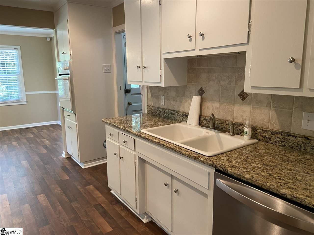 7 Ravensworth Road Taylors, SC 29687 - Photo 4 of 17 Gallery Image 4