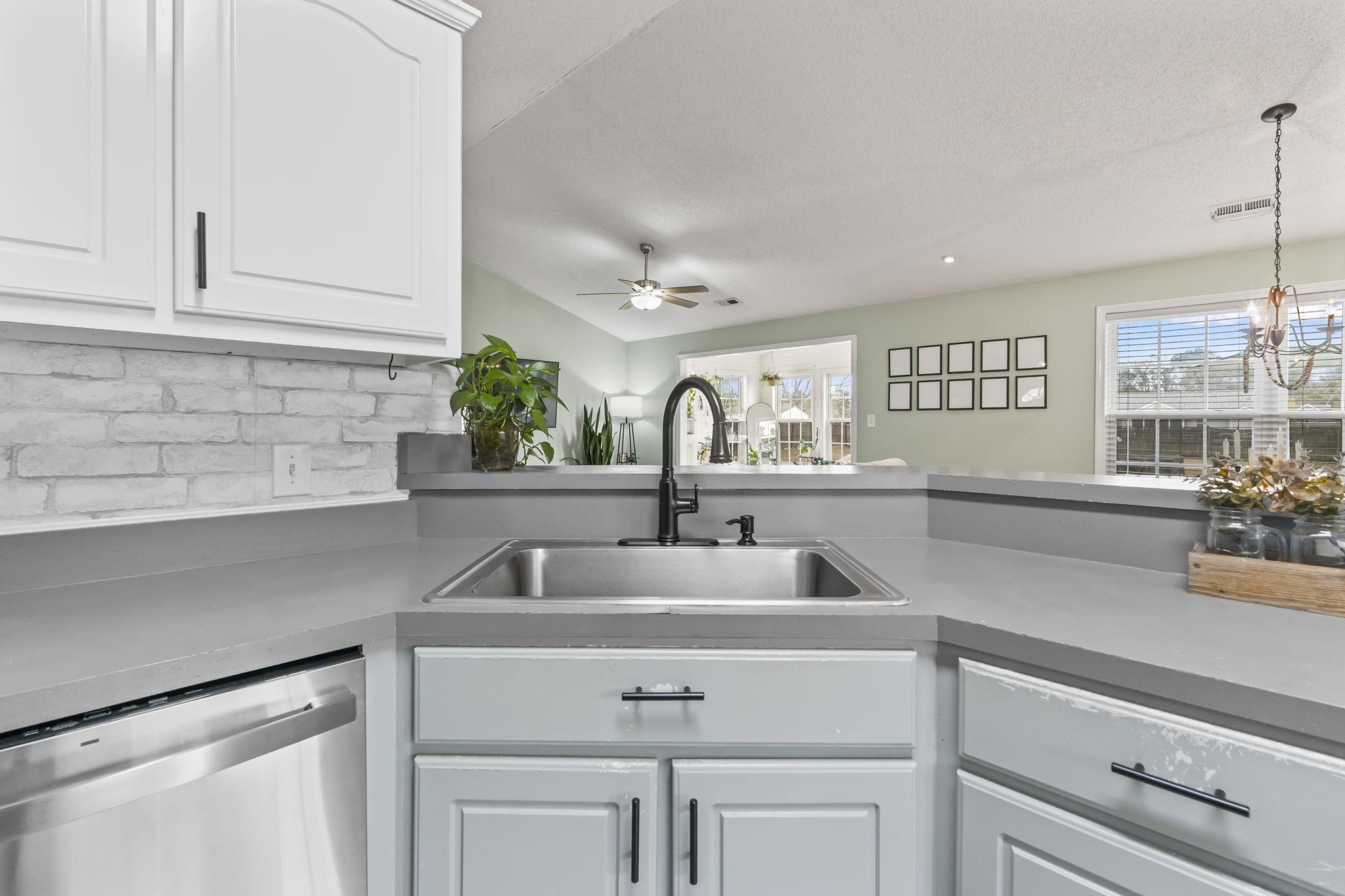 109 Adrianna Circle Conway, SC 29526 - Photo 20 of 48 Gallery Image 20