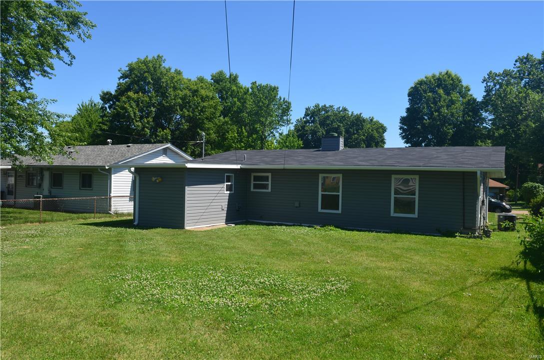 4650 Heege Road St. Louis, MO 63123 - Photo 5 of 21 Gallery Image 5