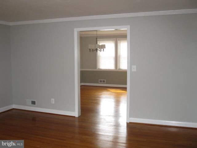 328 Lambeth Road Baltimore, MD 21228 - Photo 2 of 22 Interior (General)
