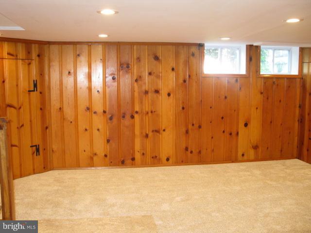 328 Lambeth Road Baltimore, MD 21228 - Photo 16 of 22 Interior (General)