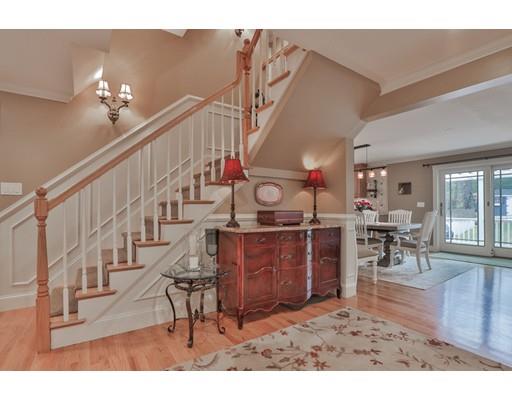 244 Wethersfield Street Rowley, MA 01969 - Photo 3 of 30 Gallery Image 3