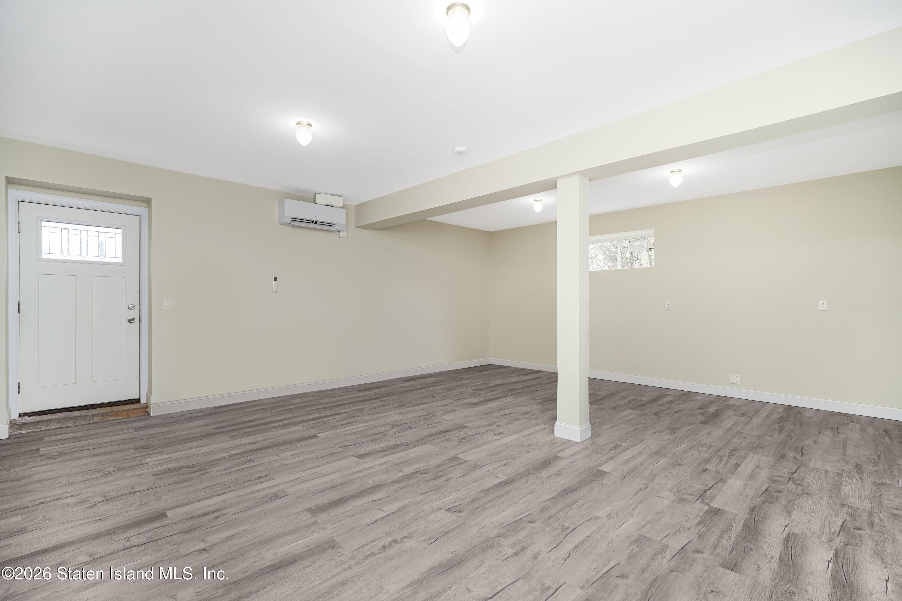 552 Drumgoole Road East Staten Island, NY 10312 - Photo 33 of 38 Photo Dec 26 2025, 10 17 35 AM