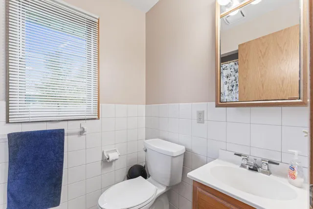 $315,000 | 280 4th Avenue Southeast, Plainview, MN 55964