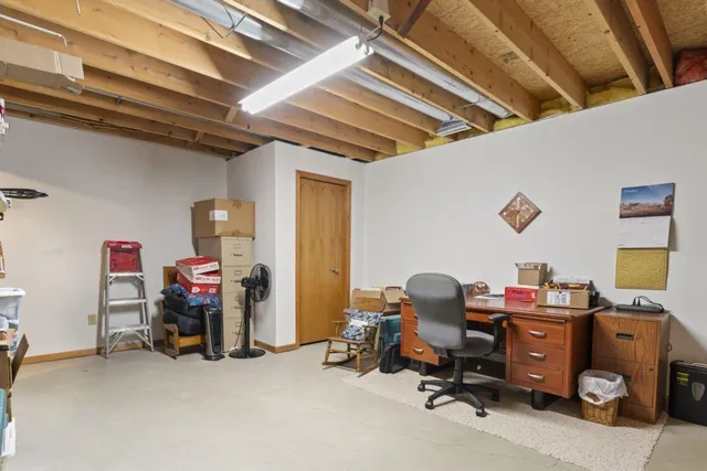 $315,000 | 280 4th Avenue Southeast, Plainview, MN 55964