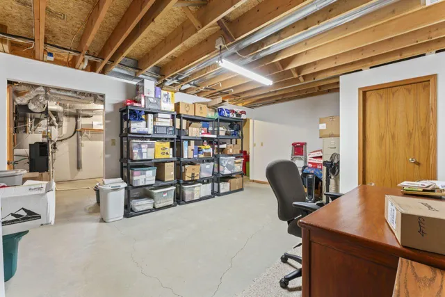 $315,000 | 280 4th Avenue Southeast, Plainview, MN 55964