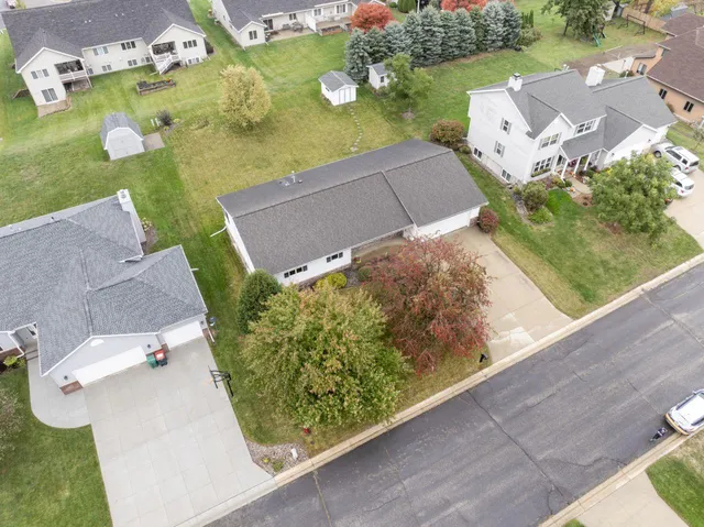 $315,000 | 280 4th Avenue Southeast, Plainview, MN 55964