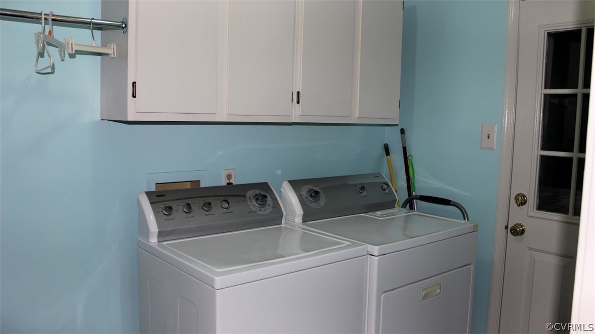 1529 Oldbury Road Midlothian, VA 23113 - Photo 9 of 12 Large Laundry Room/Pantry!