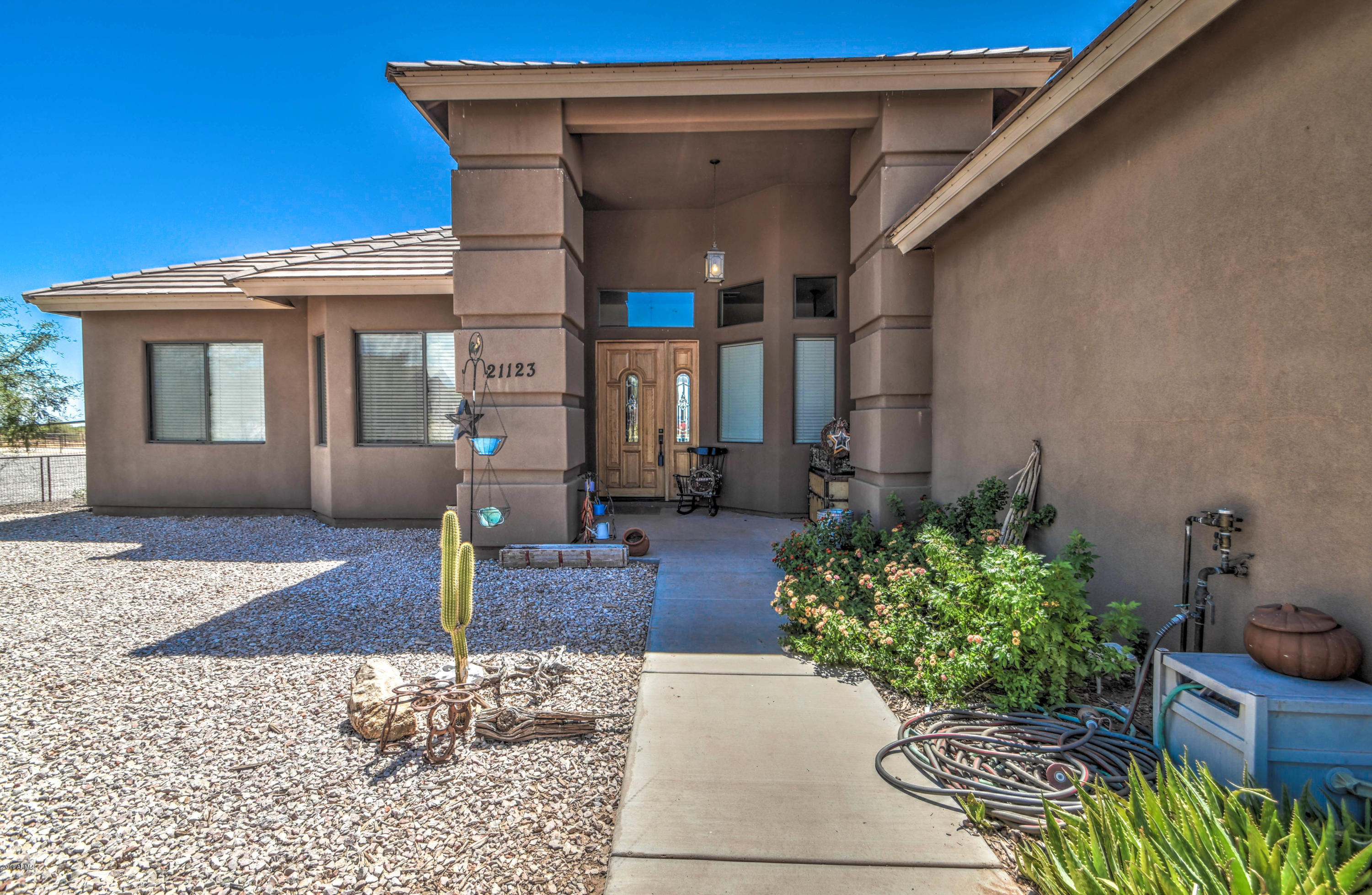 21123 West Sleepy Ranch Road Wittmann, AZ 85361 - Photo 6 of 44 FRONT 6