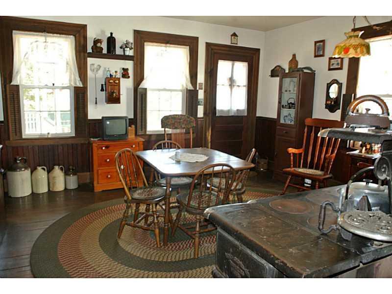 1609 Federal Road Livermore, ME 04253 - Photo 18 of 29 Kitchen.