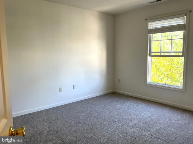 $1,700 | 406 South Spinnaker Lane, Milton, DE 19968