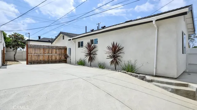 a view of backyard of house
