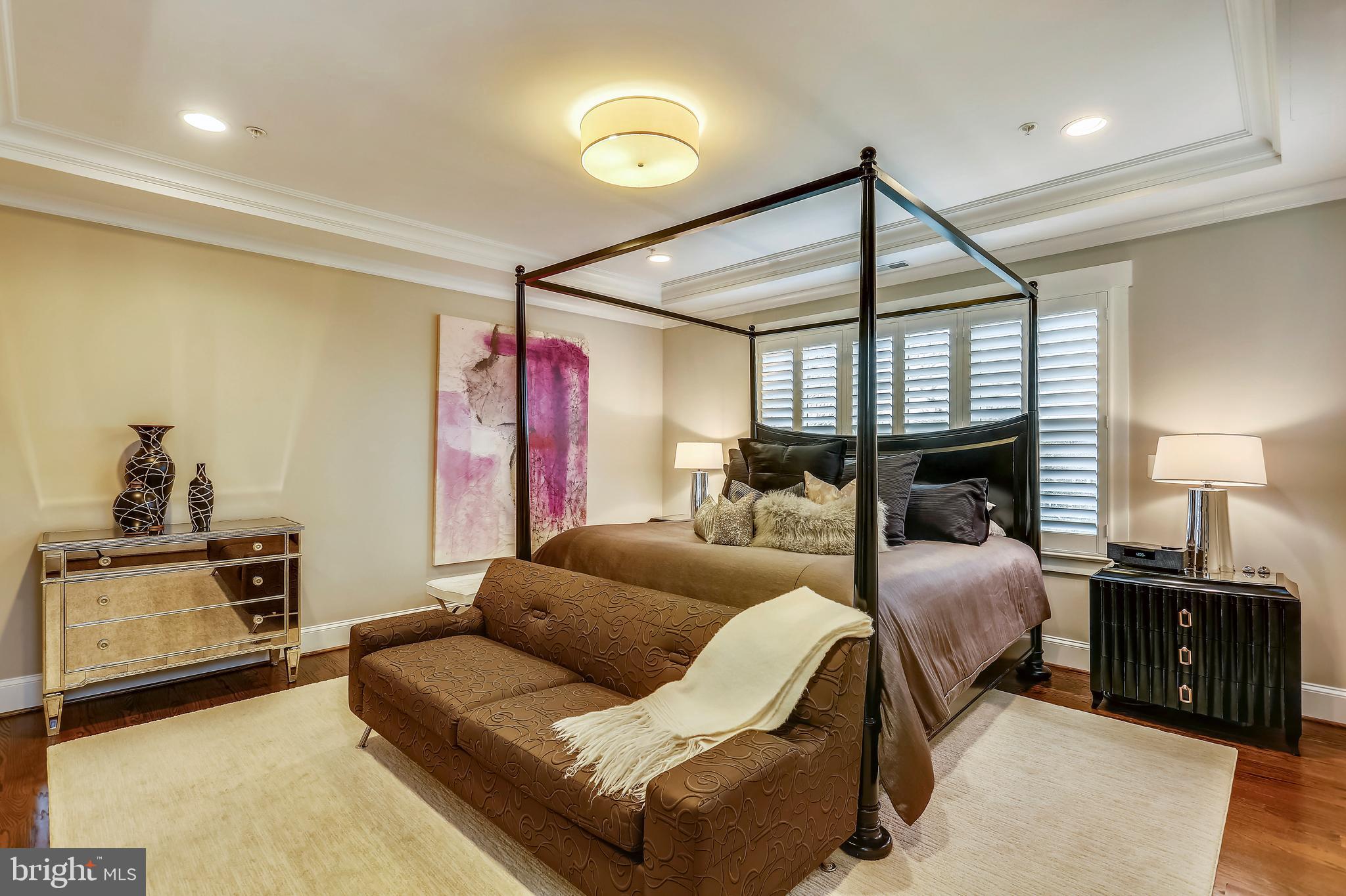 8615 Rayburn Road Bethesda, MD 20817 - Photo 27 of 59 Gorgeous Chandelier over bed