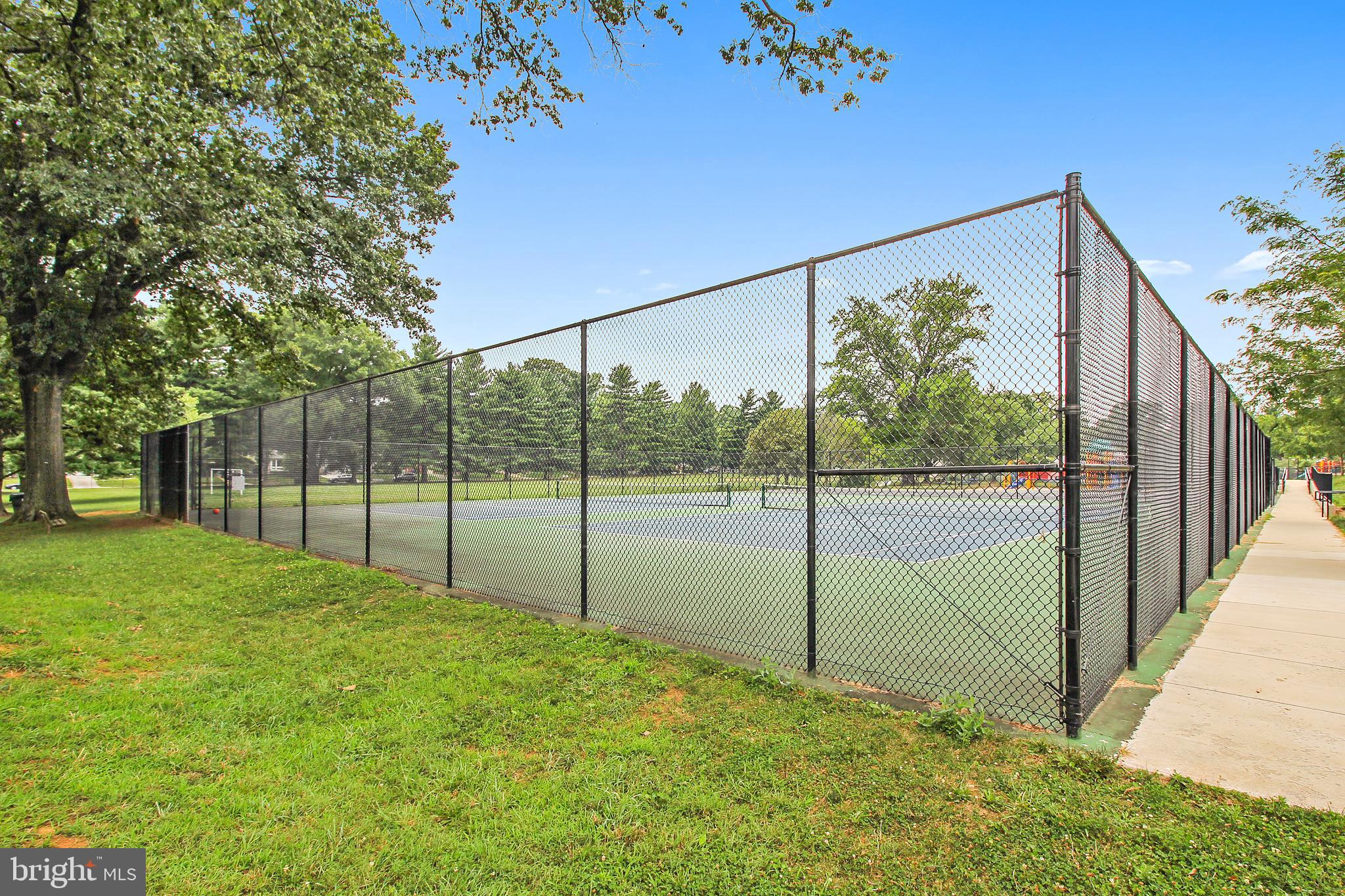 8615 Rayburn Road Bethesda, MD 20817 - Photo 57 of 59 Bradley Hills Tennis Courts