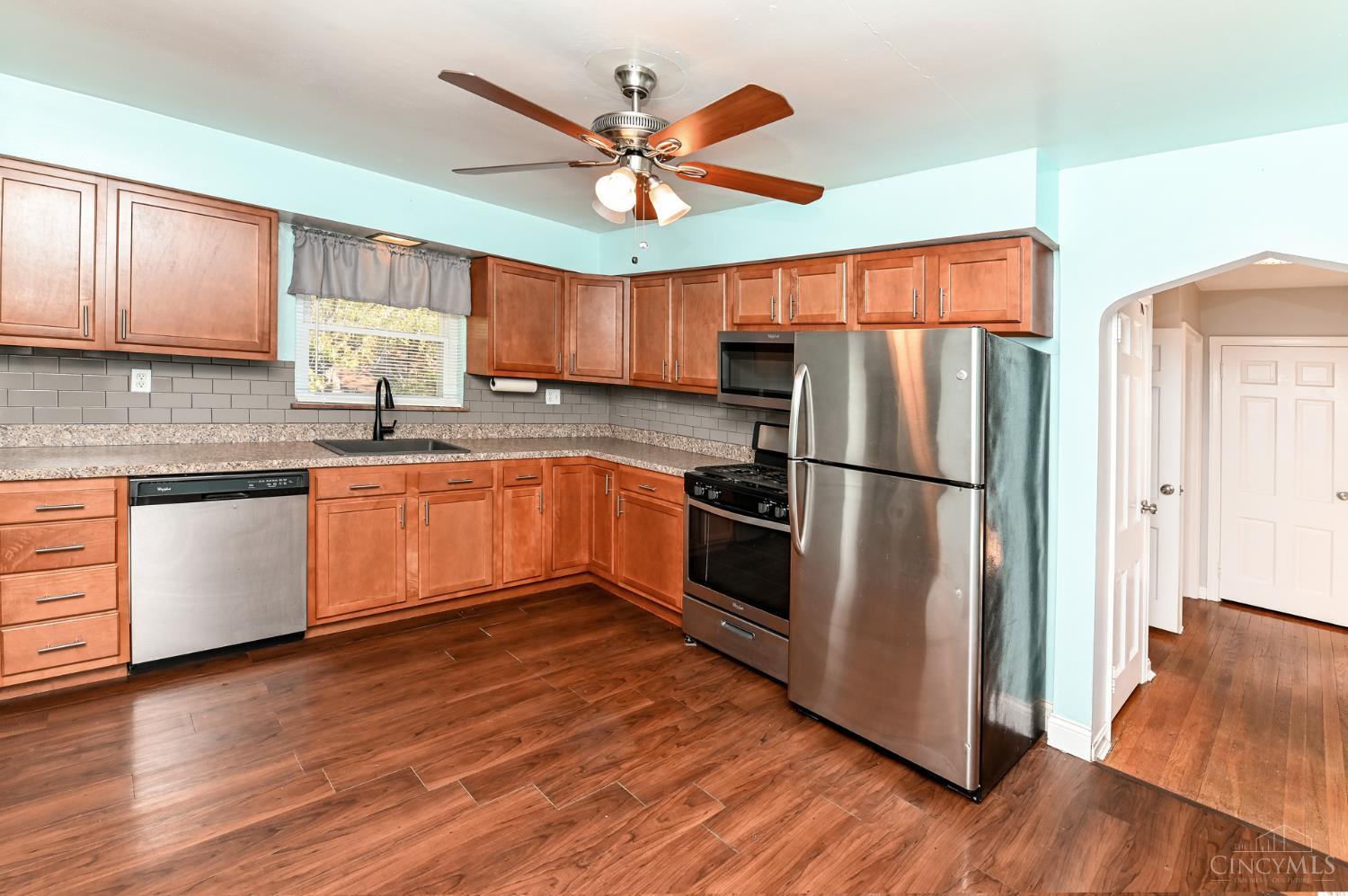 5618 Leumas Road Cincinnati, OH 45239 - Photo 10 of 48 Gallery Image 10