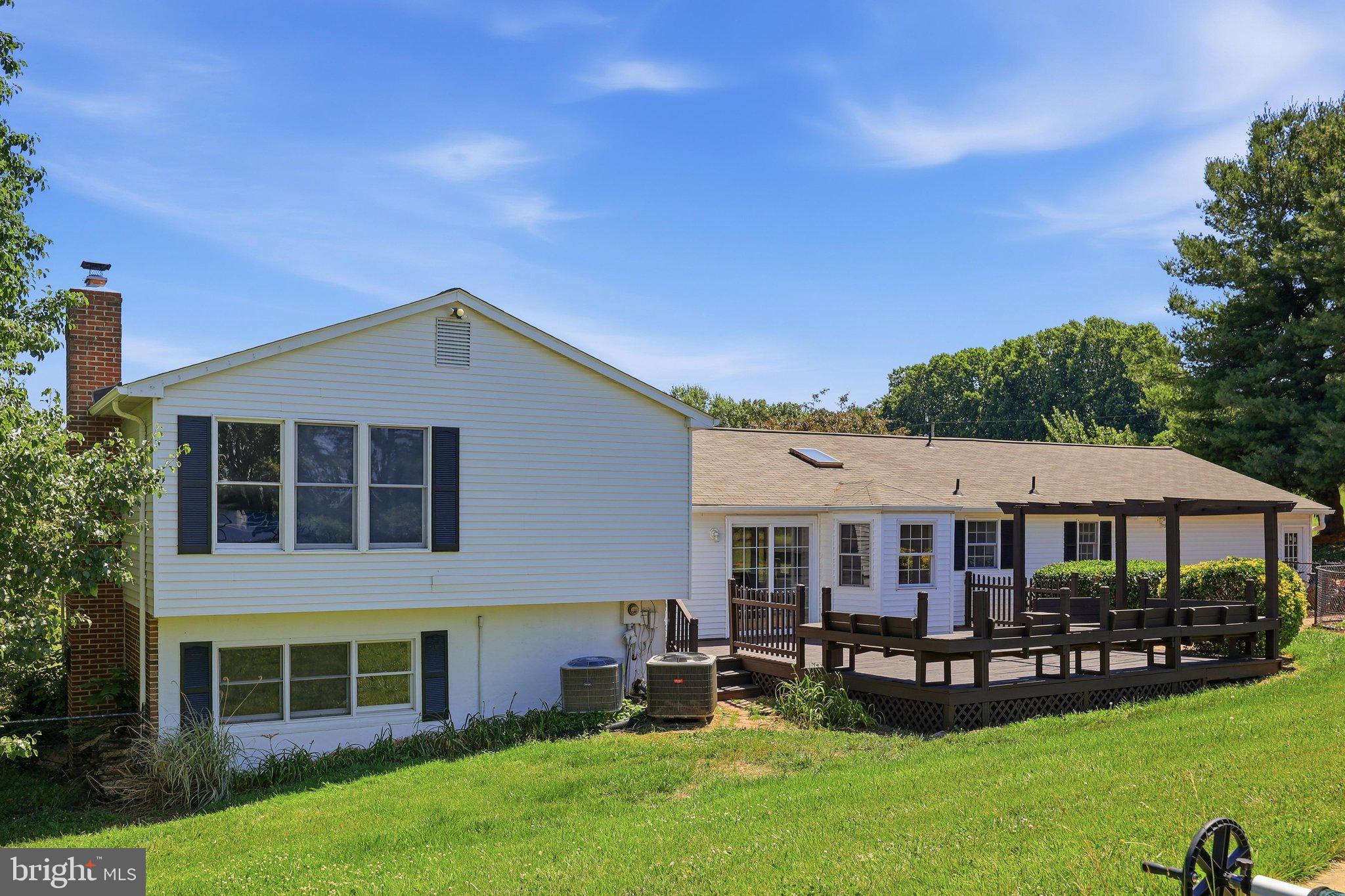 3814 Boteler Road Mount Airy, MD 21771 - Photo 36 of 61 Exterior Back