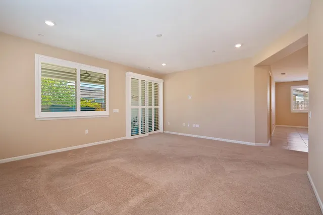 $499,000 | 7414 Sun Rose Way, Sacramento, CA 95829