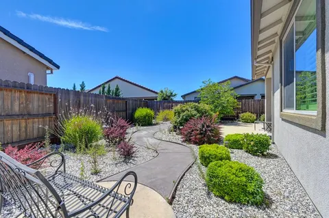 $495,000 | 7414 Sun Rose Way, Sacramento, CA 95829