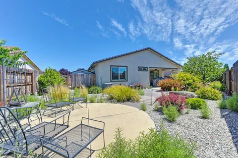 $495,000 | 7414 Sun Rose Way, Sacramento, CA 95829