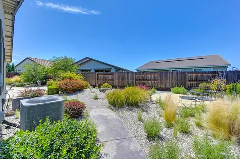 $495,000 | 7414 Sun Rose Way, Sacramento, CA 95829
