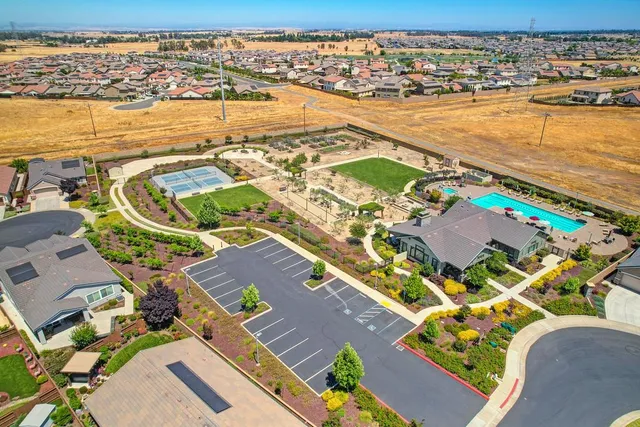 $499,000 | 7414 Sun Rose Way, Sacramento, CA 95829