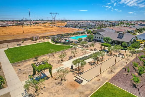 $495,000 | 7414 Sun Rose Way, Sacramento, CA 95829