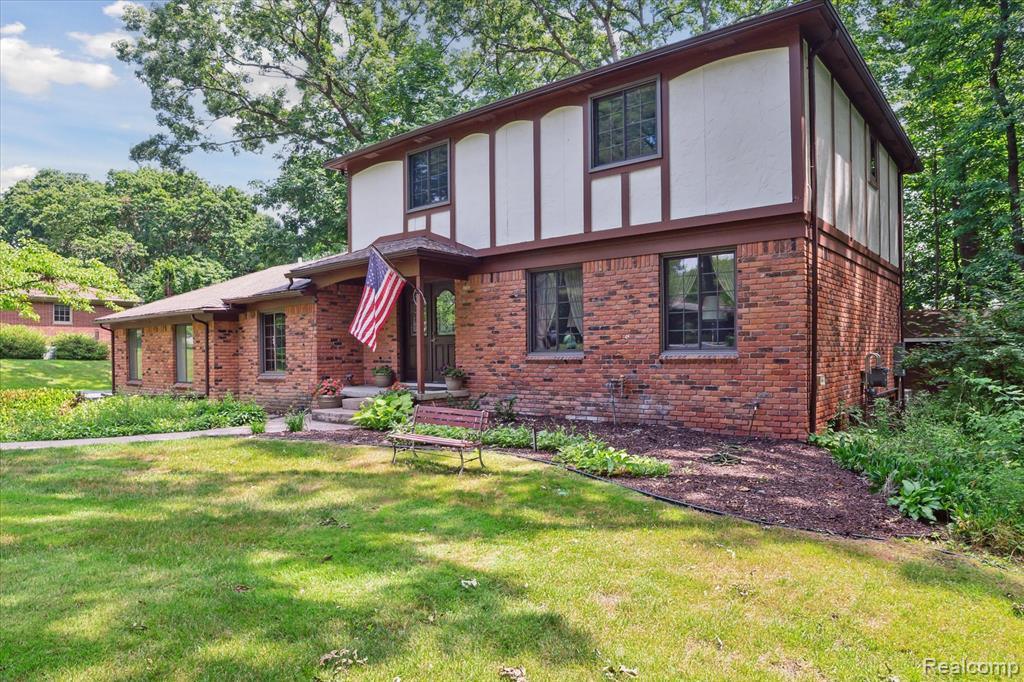 2915 Hillendale Drive Rochester Hills, MI 48309 - Photo 5 of 60
