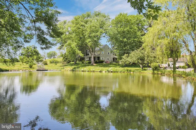 $2,200 | 233 Hetrick Road, Bernville, PA 19506