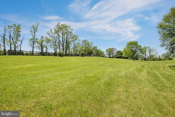$2,200 | 233 Hetrick Road, Bernville, PA 19506