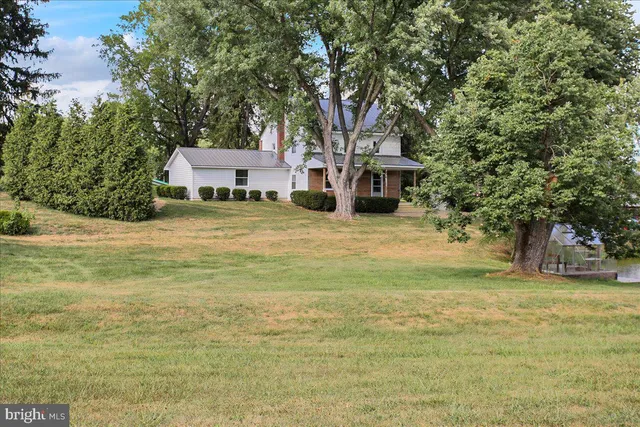 $2,200 | 233 Hetrick Road, Bernville, PA 19506