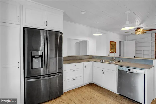 $2,200 | 233 Hetrick Road, Bernville, PA 19506