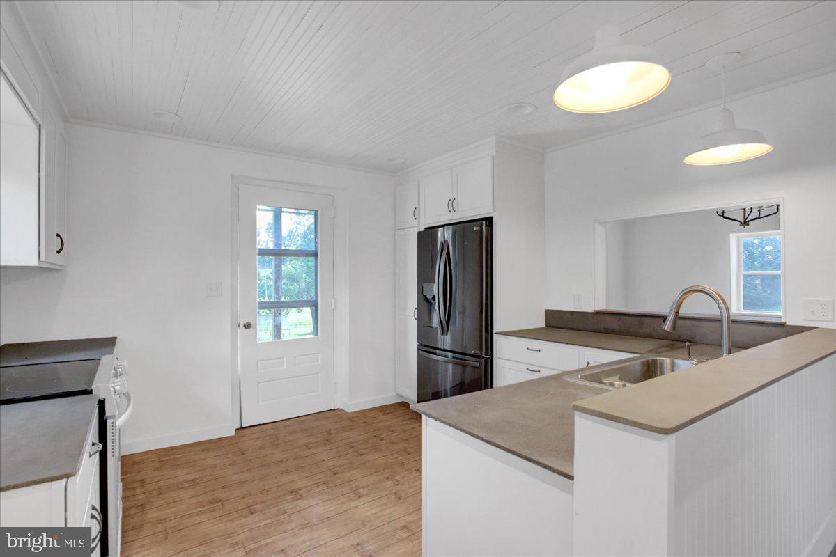 233 Hetrick Road Bernville, PA 19506 - Photo 9 of 29 a kitchen that has a cabinets and a sink