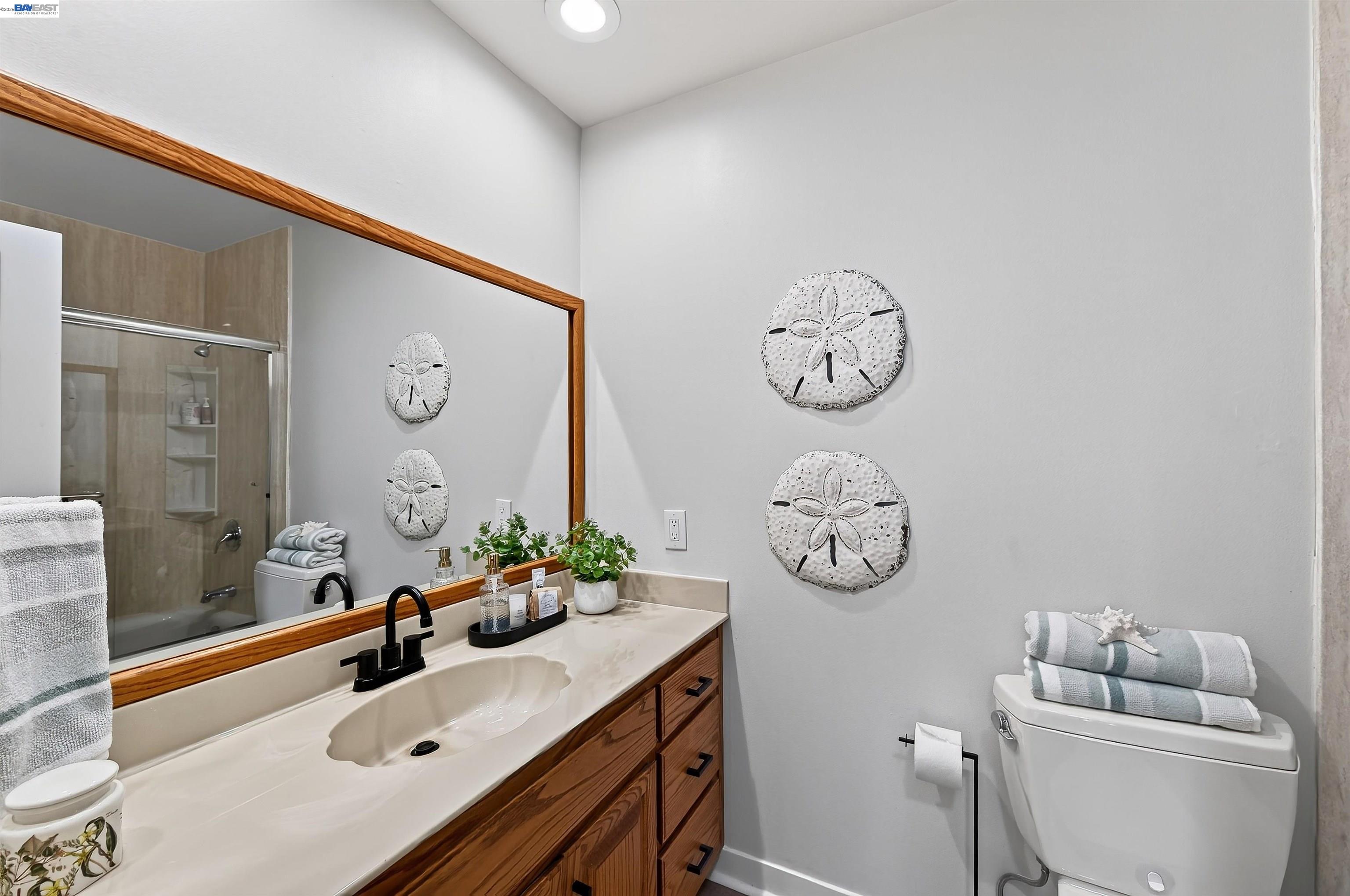1647 Harvest Road Pleasanton, CA 94566 - Photo 25 of 36 Gallery Image 25