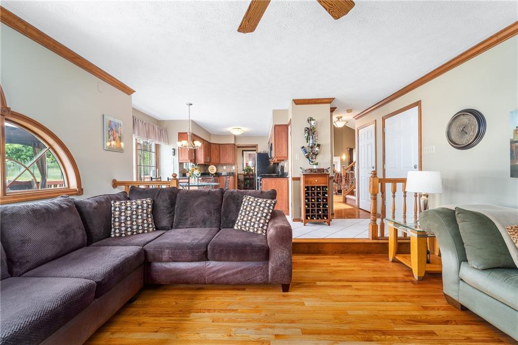626 Hemlock Road Coraopolis, PA 15108 - Photo 14 of 47 Gallery Image 14