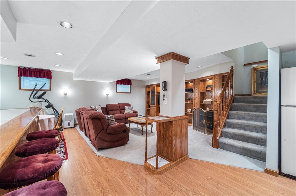 626 Hemlock Road Coraopolis, PA 15108 - Photo 33 of 47 Gallery Image 33