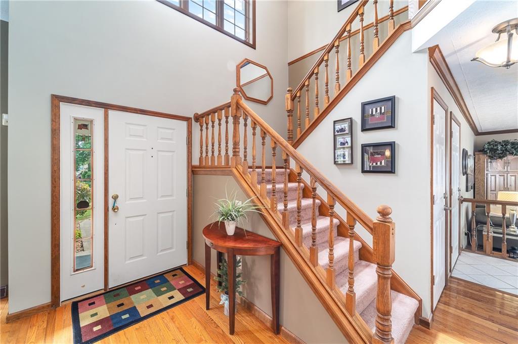 626 Hemlock Road Coraopolis, PA 15108 - Photo 4 of 47 Gallery Image 4