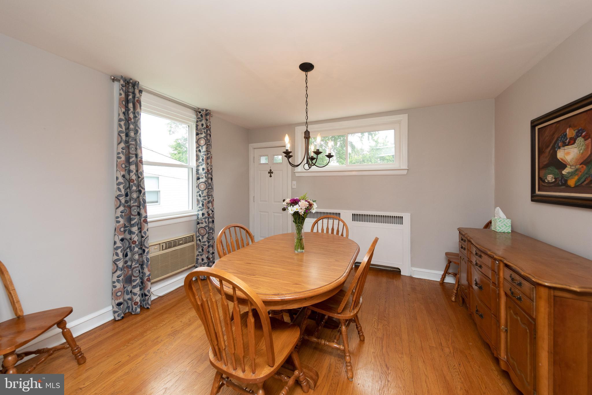 729 Brooke Road Glenside, PA 19038 - Photo 6 of 30 Gallery Image 6