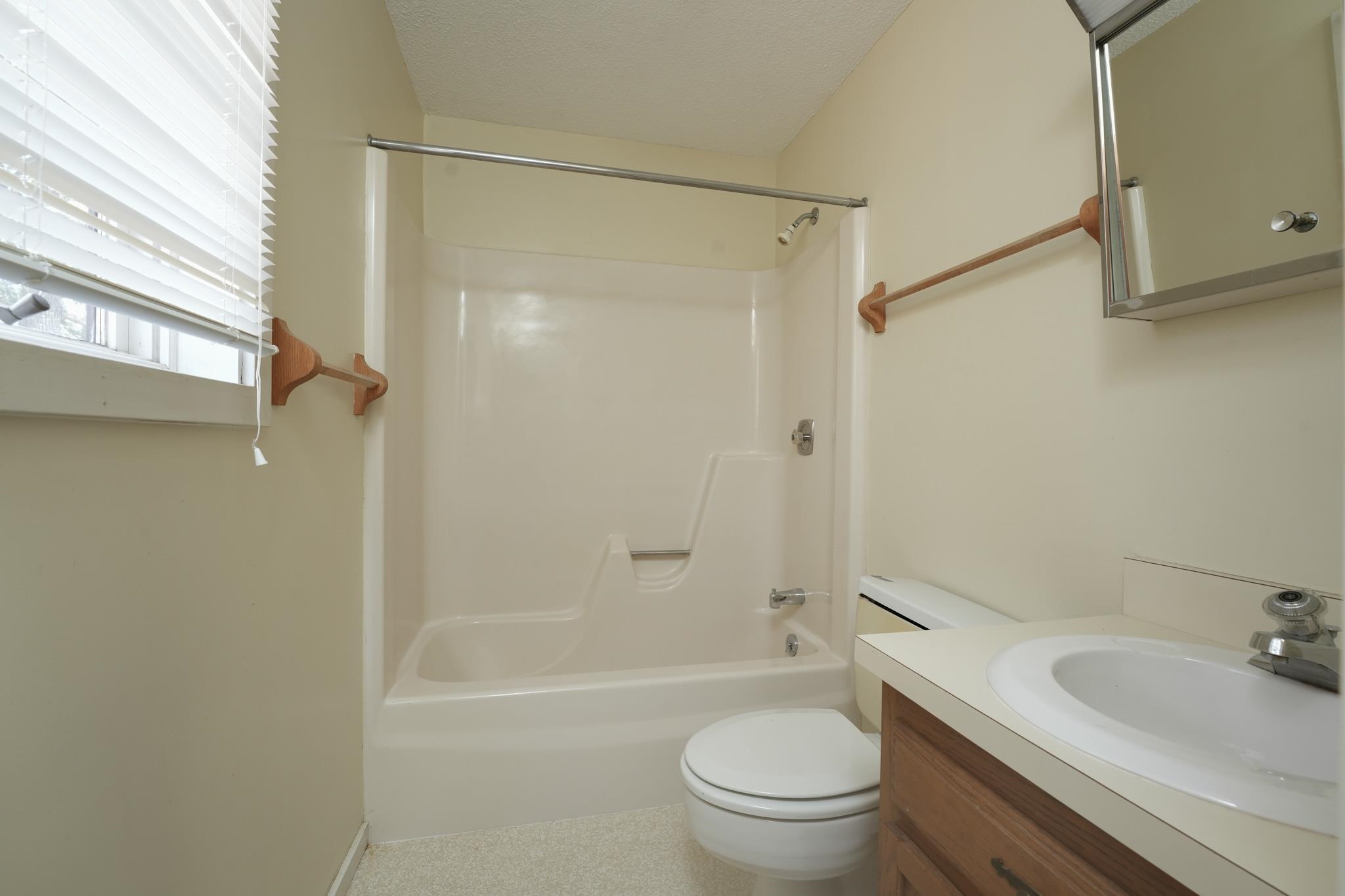87 Snowside, Unit 3 Fayston, VT 05673 - Photo 16 of 28 Gallery Image 16
