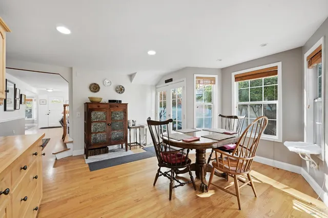 $890,000 | 735 Carr Avenue, Santa Rosa, CA 95404