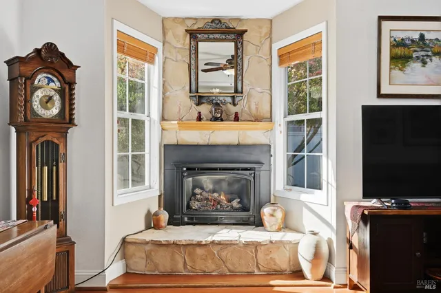 $890,000 | 735 Carr Avenue, Santa Rosa, CA 95404