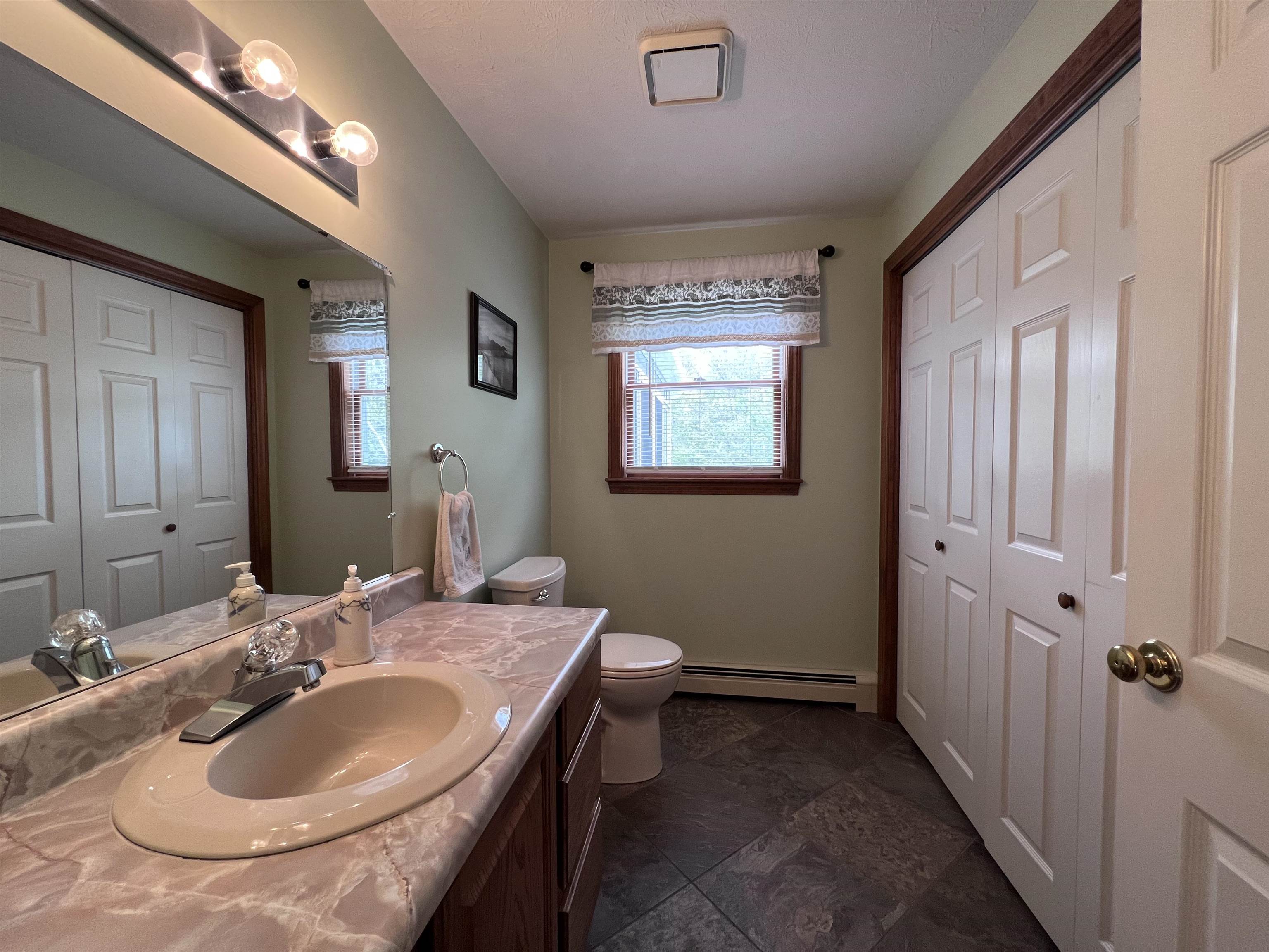 14 Cindy Drive Hooksett, NH 03106 - Photo 23 of 38