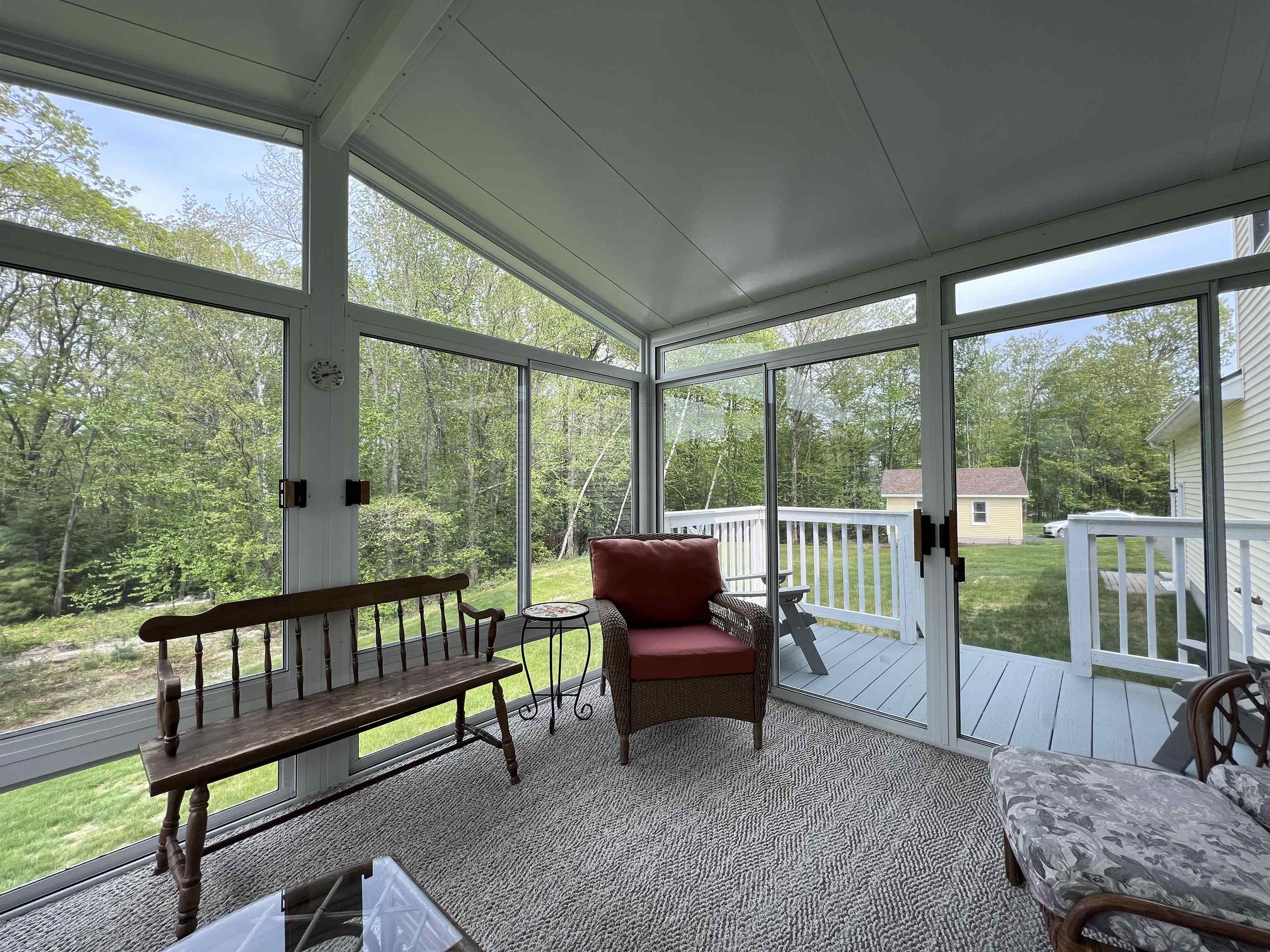 14 Cindy Drive Hooksett, NH 03106 - Photo 9 of 38