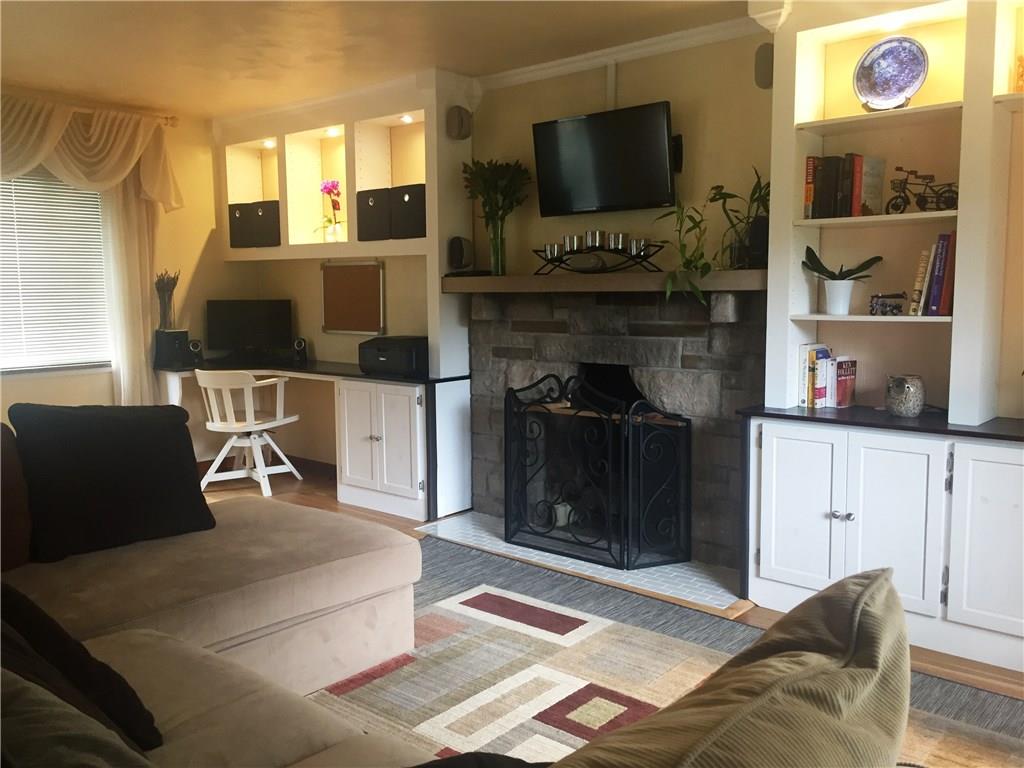 488 Haverhill Road Pittsburgh, PA 15228 - Photo 3 of 17