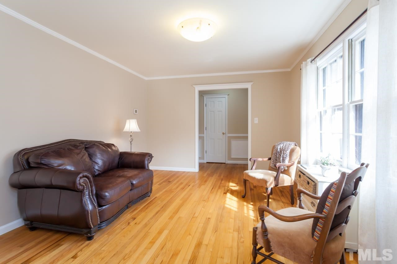 927 Winona Road Raleigh, NC 27609 - Photo 5 of 16 Photo 10