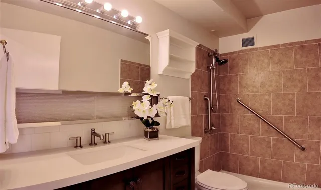 $1,550 | 755 South Alton Way, Unit 12C, Denver, CO 80247