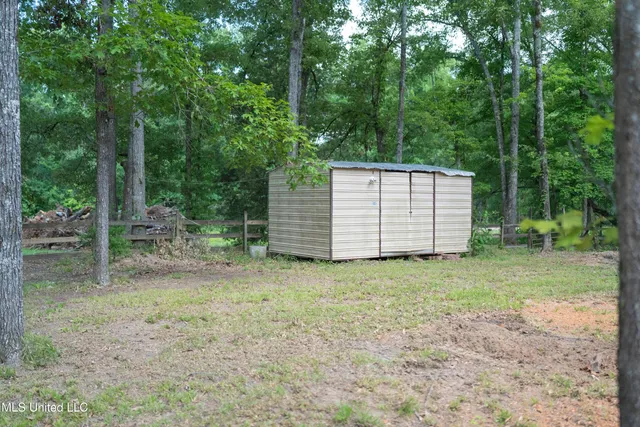 $679,900 | 1120 Ford Road, Terry, MS 39170