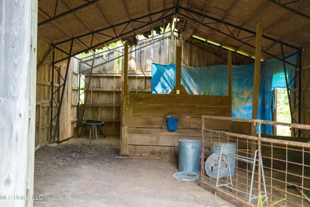 $679,900 | 1120 Ford Road, Terry, MS 39170