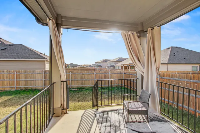 $2,500 | 205 Travers Stake Trail, Elgin, TX 78621