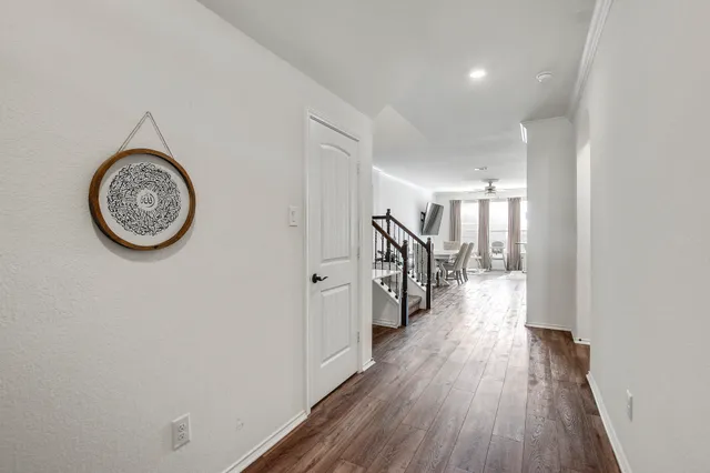 $2,500 | 205 Travers Stake Trail, Elgin, TX 78621